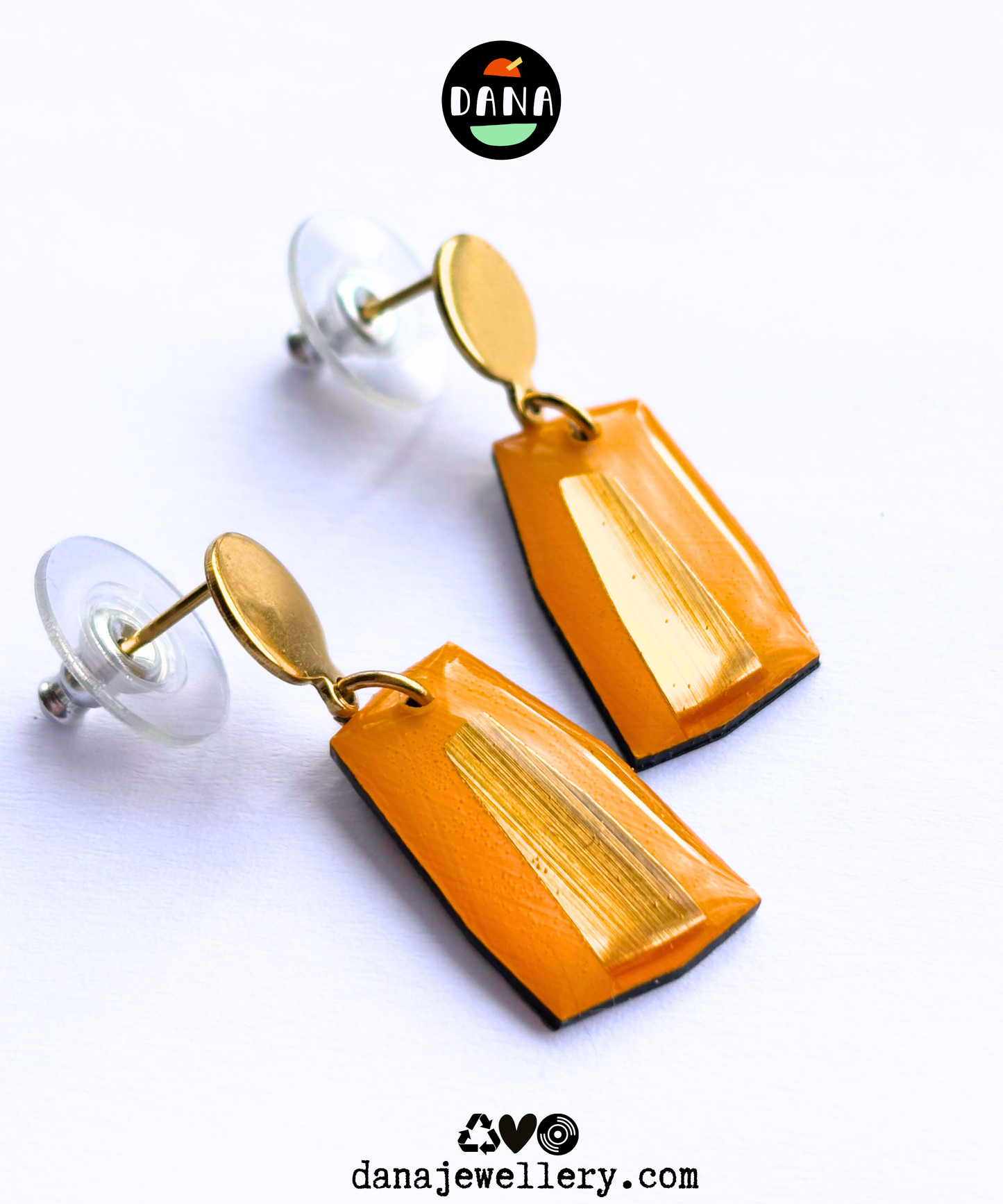 ELLA in yellow & gold OR warm salmon pink & copper