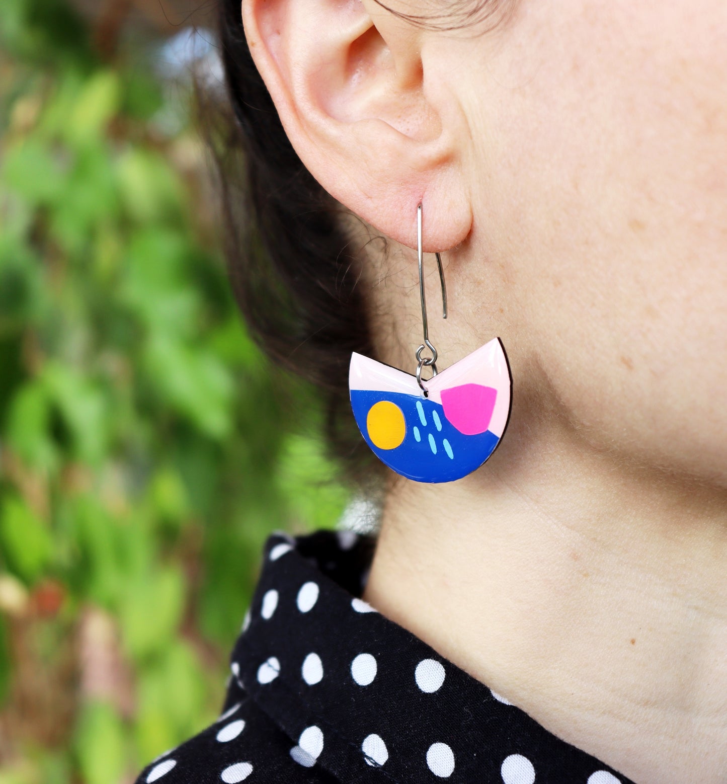 PACMAN in pink, red, gold