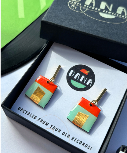 BETTE in mint green, deep orange, and gold