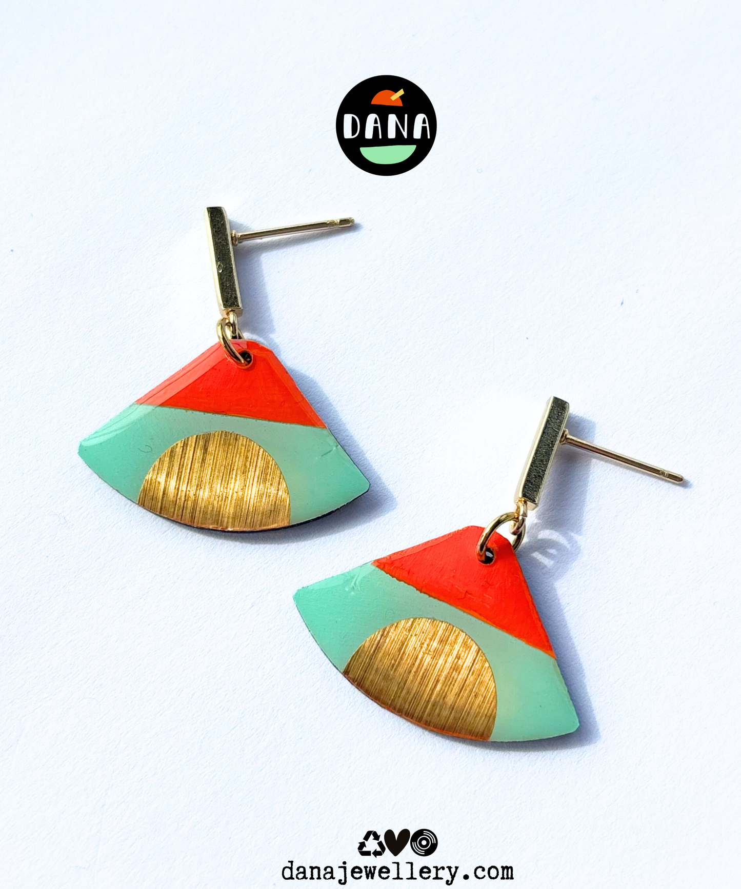 ISLA in mint green, deep orange, gold