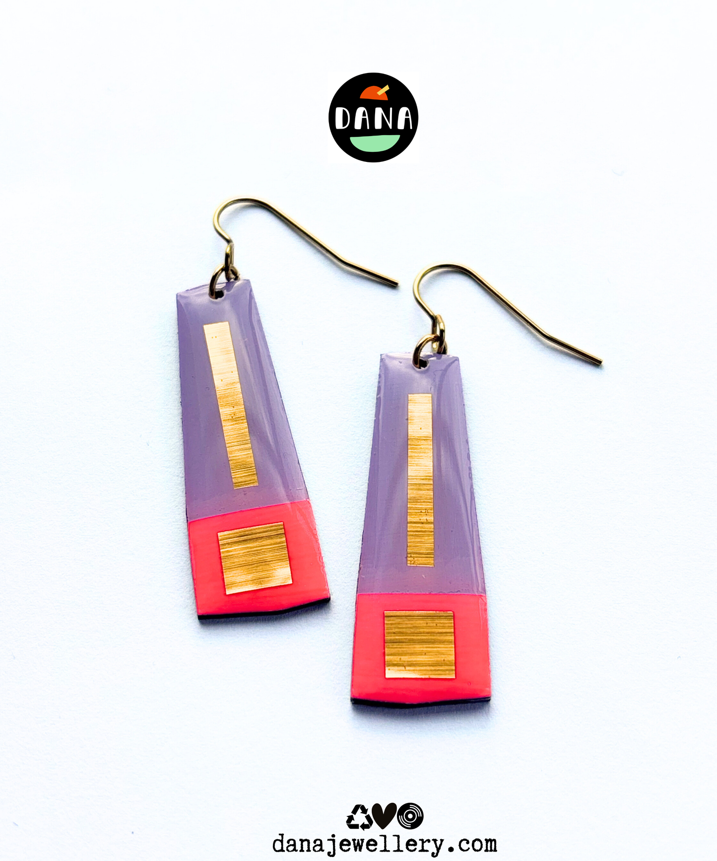 LEXI in neon pink, lilac, gold accents