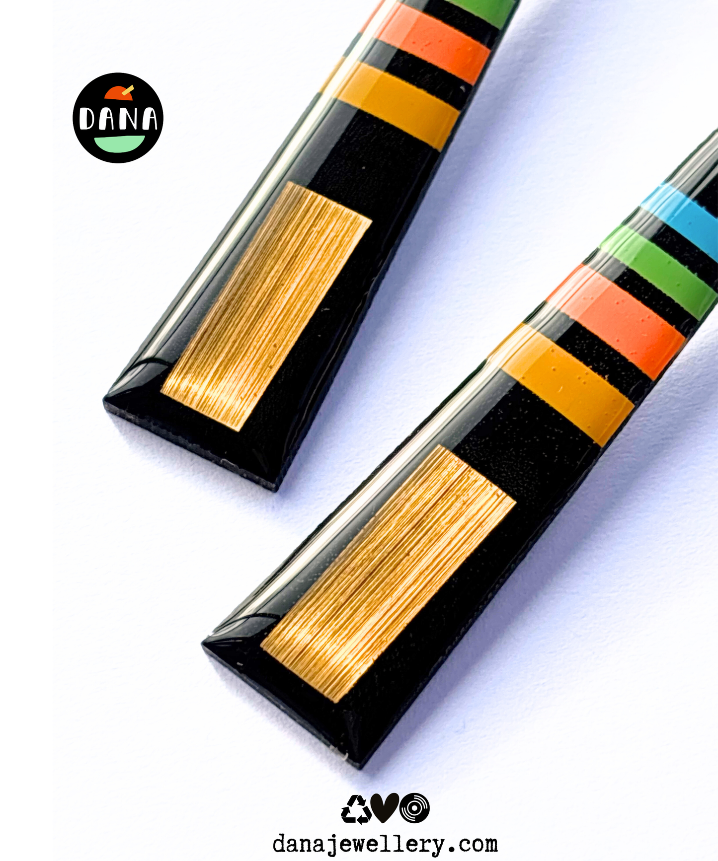 LIZZY retro inspired in blue, green, orange, yellow, and gold