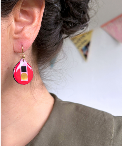 TILLY | red, pink, black, gold