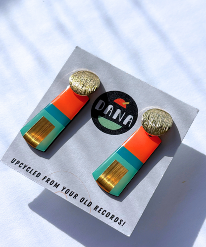 MAE in teal, turquoise, orange, gold