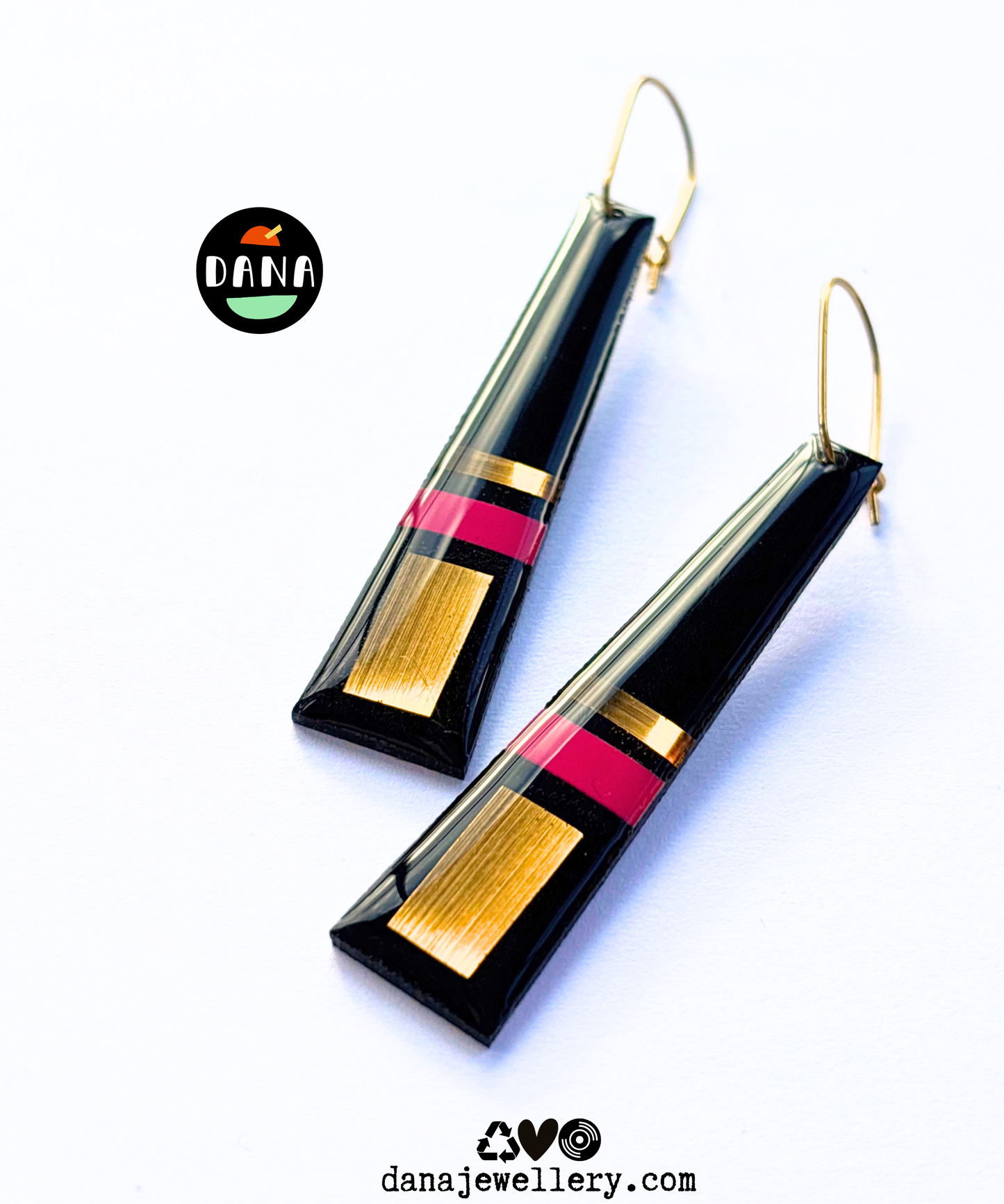 LIZZY stylish geometric in black, fuchsia, and gold