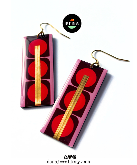 BARA | pink, burgundy, red, gold
