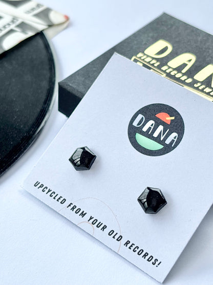 40% OFF Nugget studs / 6 colours / limited availability