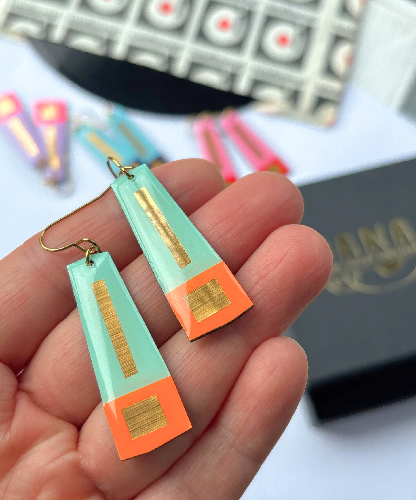 LEXI in deep orange, mint green, lush gold