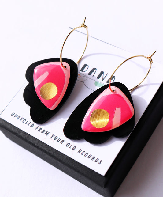 30% OFF / 3 pairs left (large) FROUFROU no. 1 in vibrant pink, gold and black