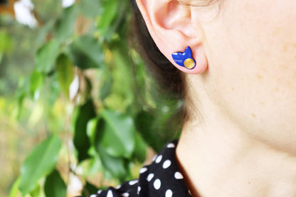 50% OFF | flor studs in yellow with gold or silver detail