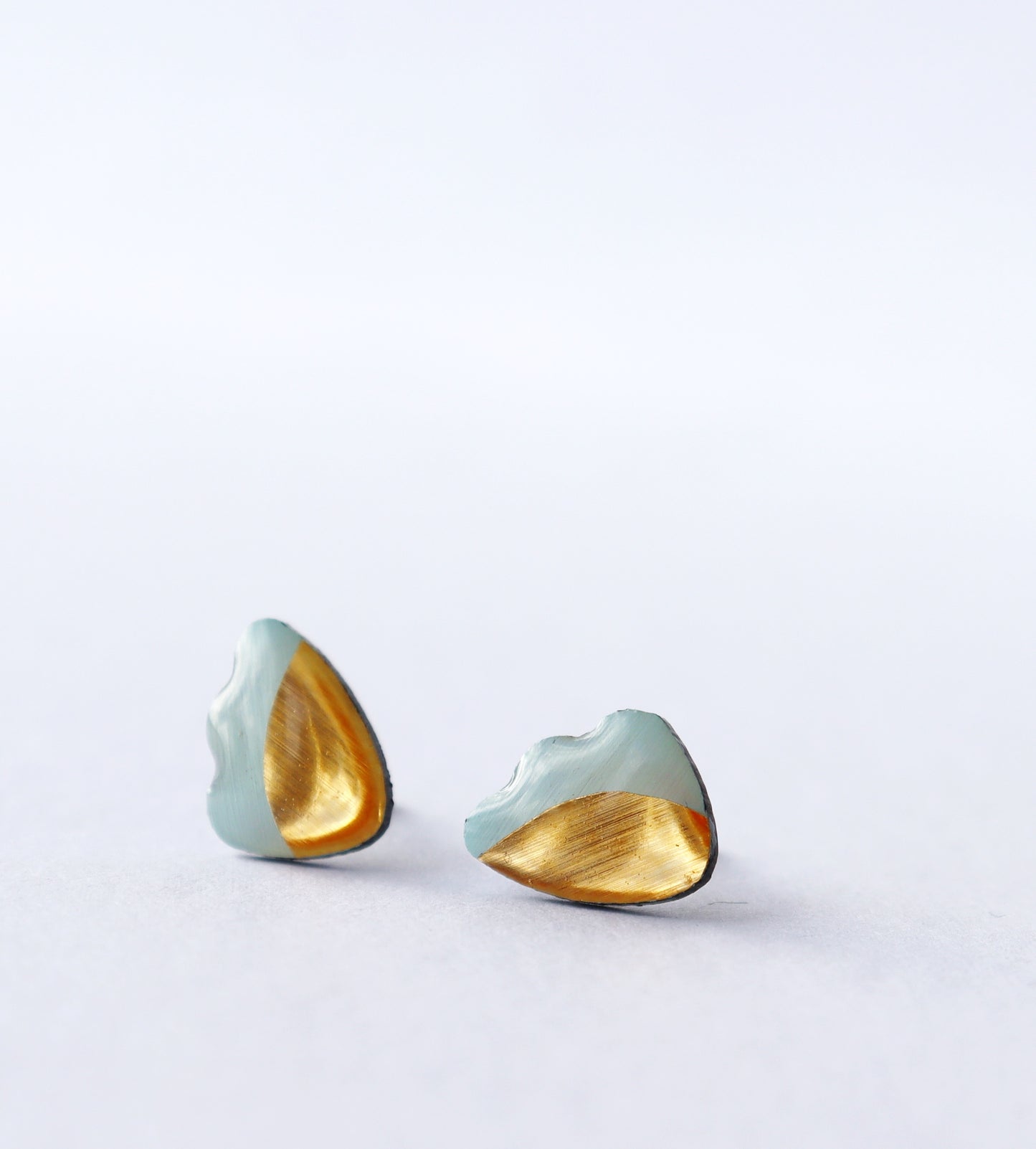 20% OFF Froufrou studs in light mint and gold