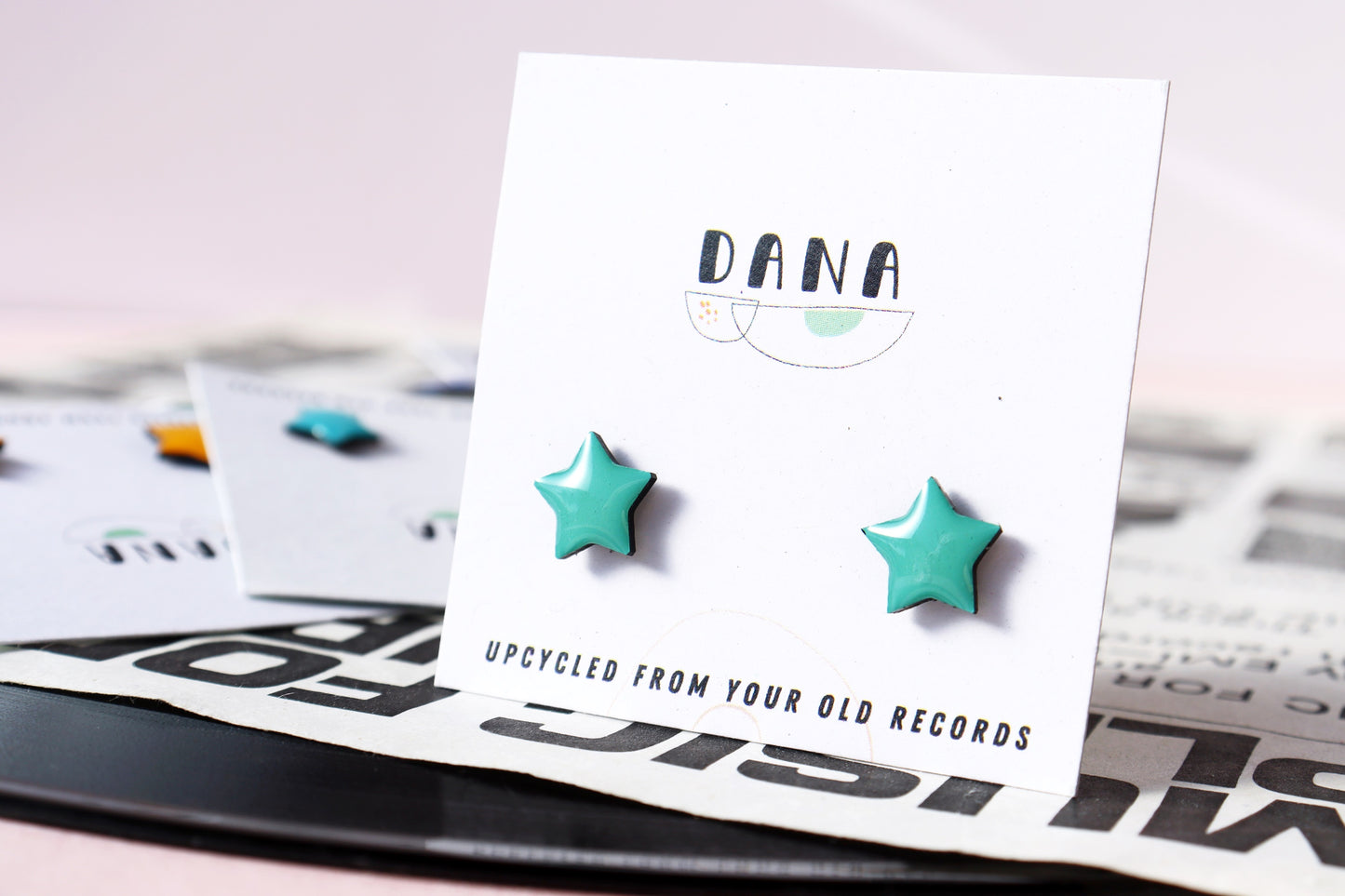 star studs / 8 colours / upcycled vinyl record jewellery